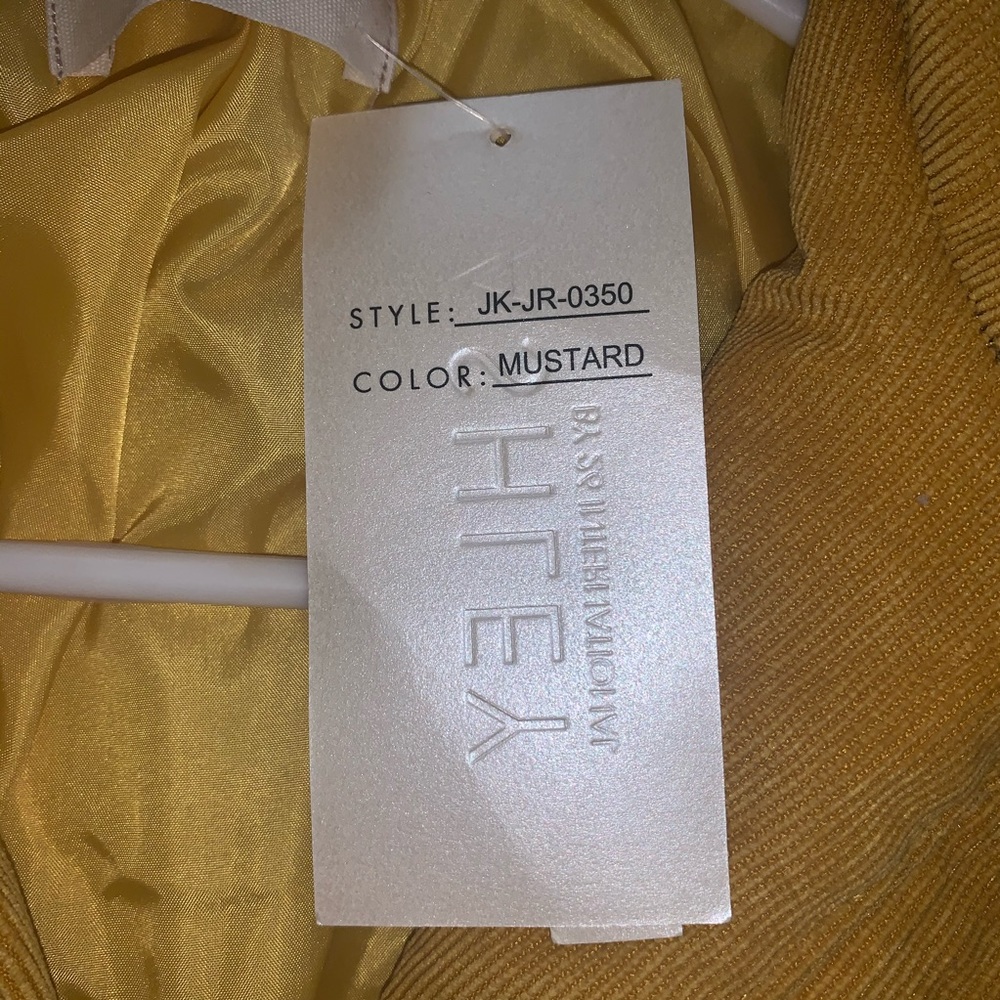 Mustard Puffer Jacket - Picture 7 of 7